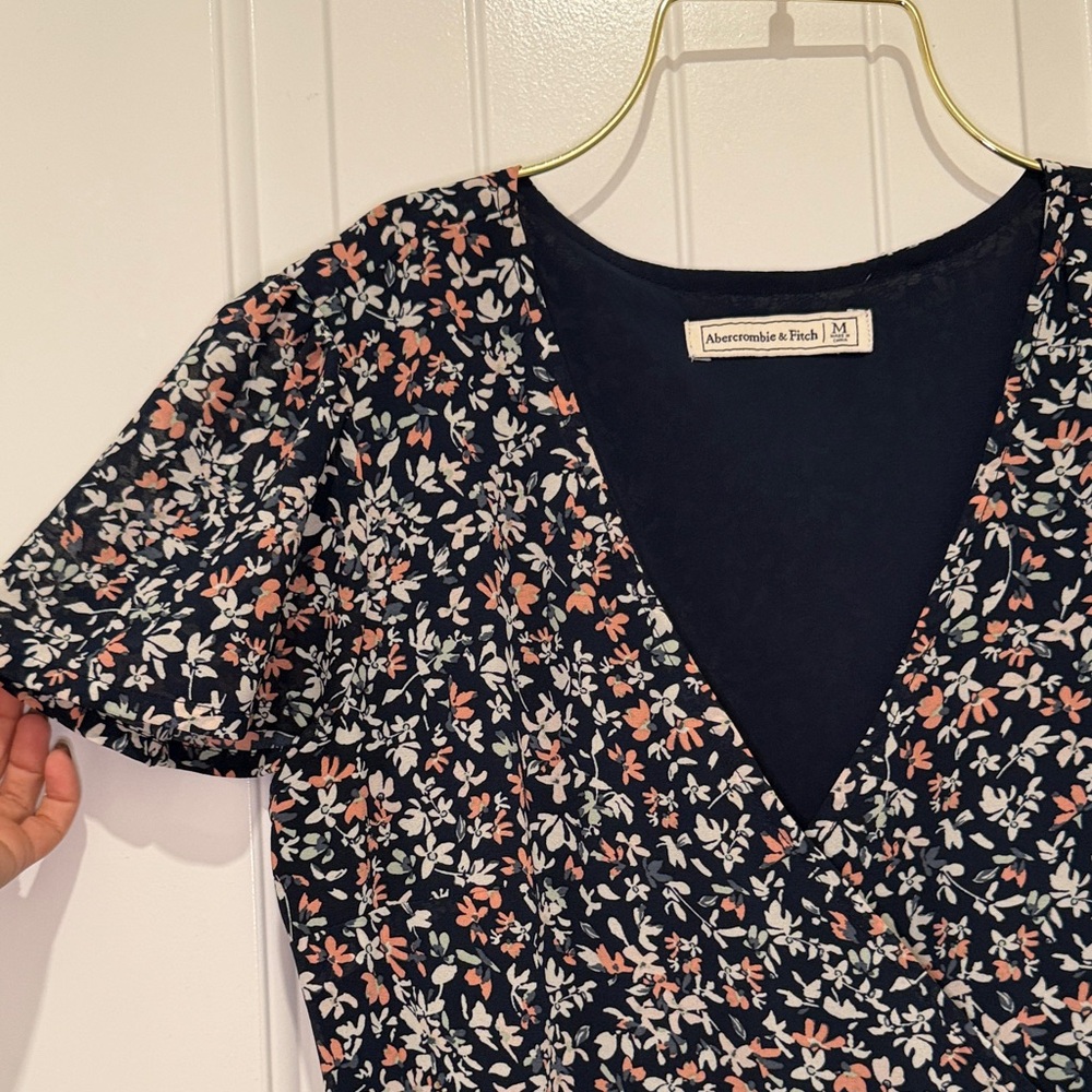 Abercrombie & Fitch Floral Wrap Mini Dress | M | Flowy & Feminine - Picture 5 of 7